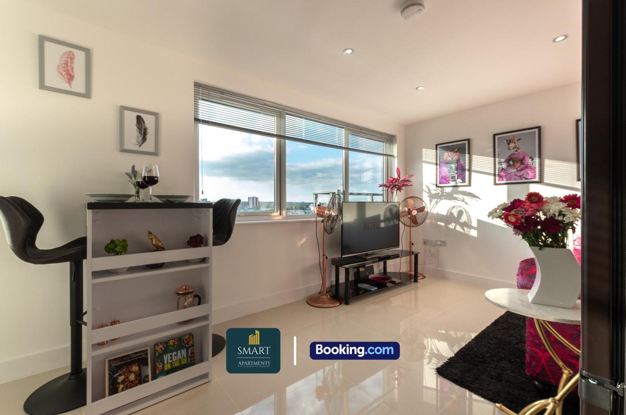 Relaxing Atlantic Mansions By Smart Apartments Short Lets & Serviced Accommodation Apartment Southampton With Free Wifi Exterior photo