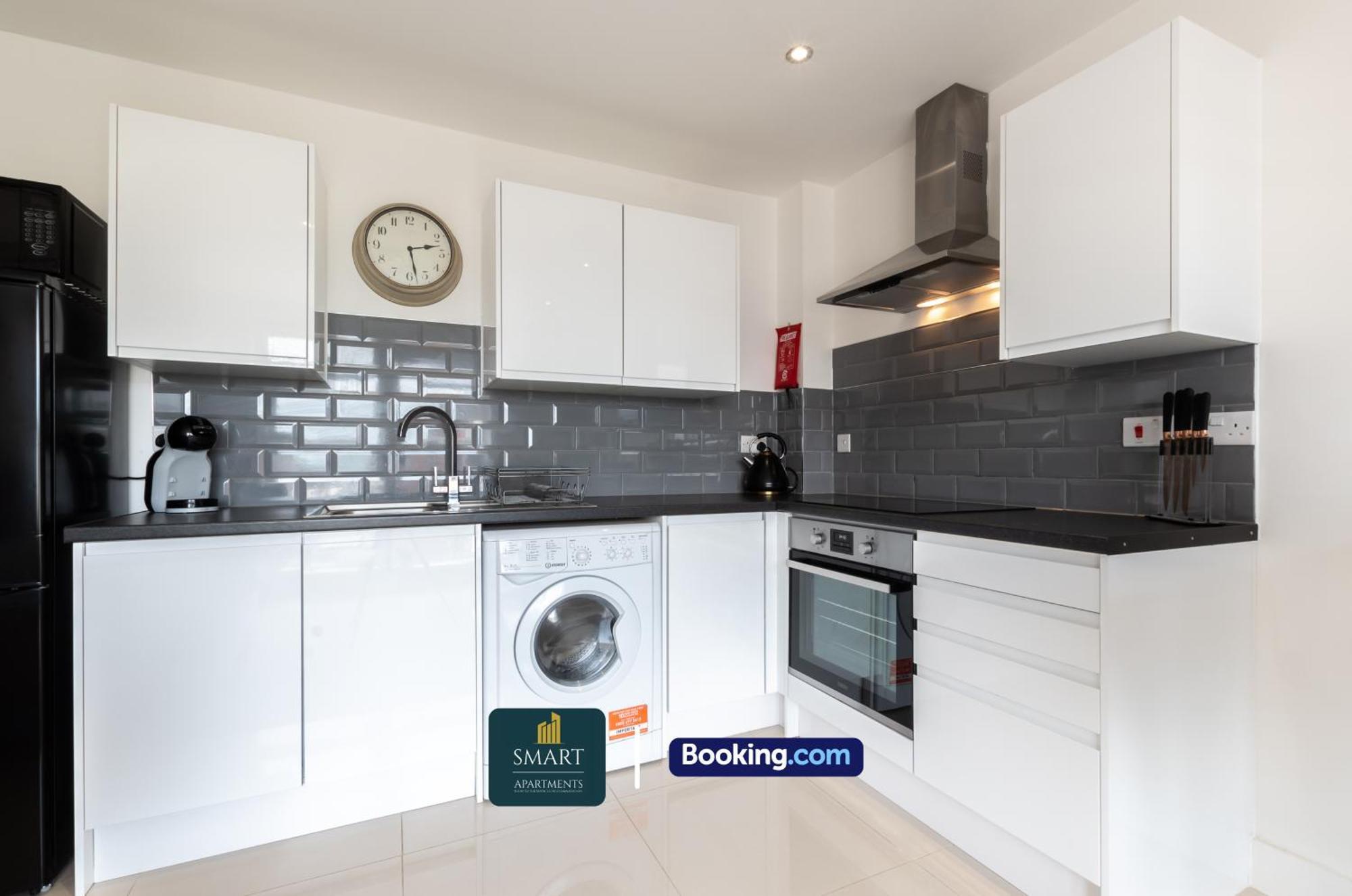 Relaxing Atlantic Mansions By Smart Apartments Short Lets & Serviced Accommodation Apartment Southampton With Free Wifi Exterior photo
