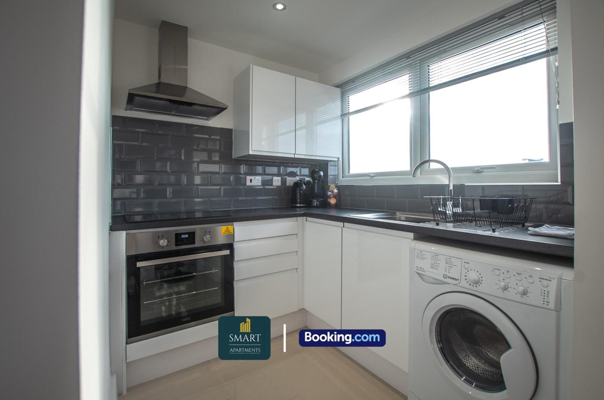 Relaxing Atlantic Mansions By Smart Apartments Short Lets & Serviced Accommodation Apartment Southampton With Free Wifi Exterior photo